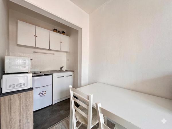 A VENDRE : T1 à LILLE • VIEUX LILLE • 128 000 € FAI • Réf. 1776
