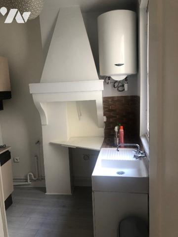 PARIS 7ème - Tour Eiffel - STUDIO 18,95 m²