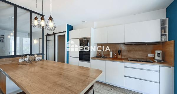 À vendre Maison 4 pièces 87 m² - La Ville-dieu-du-temple 82290
