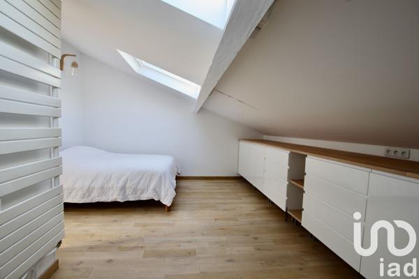 Maison traditionnelle 10 pièces de 256 m² à Meudon (92190)