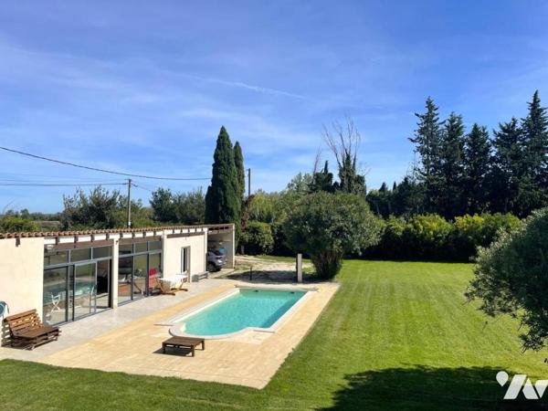 Villa avec piscine et pool house en campgane