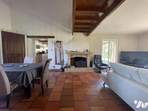 Villa avec piscine et pool house en campgane