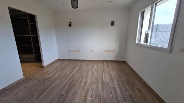 MAISON PLAIN PIED 125 M² 4 CHAMBRES 20 MN DE VANNES A LOCMINE
