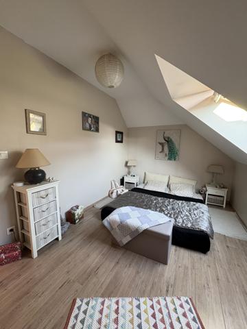 Pacy-sur-Eure (27120) Superbe maison contemporaine avec piscine chauffée et vue dégagée