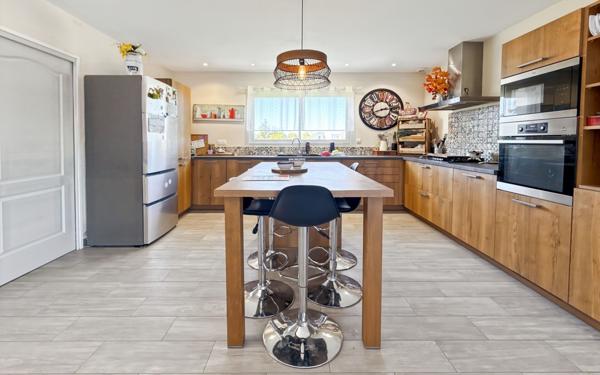 Maison à vendre    5 pièces • 144 m2 Marsac-sur-l'Isle