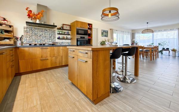 Maison à vendre    5 pièces • 144 m2 Marsac-sur-l'Isle