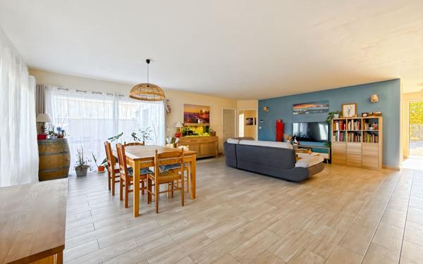 Maison à vendre    5 pièces • 144 m2 Marsac-sur-l'Isle