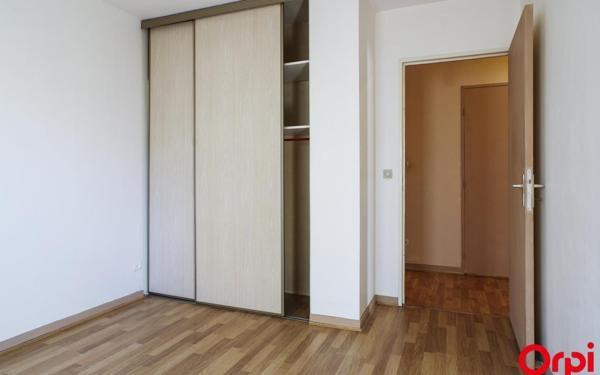 Appartement à louer    3 pièces • 82 m2 Lyon 3