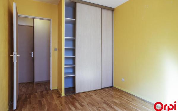 Appartement à louer    3 pièces • 82 m2 Lyon 3