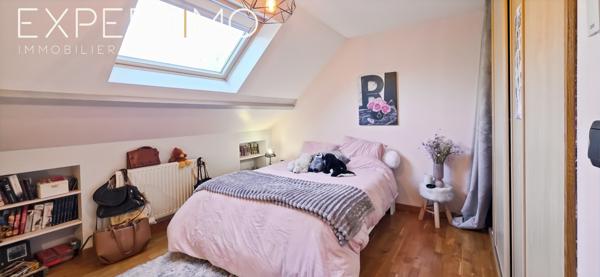 Étréchy (91580) Maison familiale 150 m² + sous-sol aménagé 70 m² – DPE B – Gare RER C à 400 m