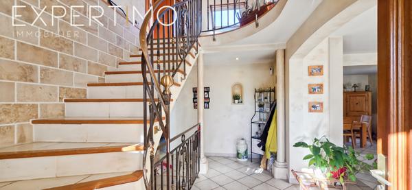 Étréchy (91580) Maison familiale 150 m² + sous-sol aménagé 70 m² – DPE B – Gare RER C à 400 m