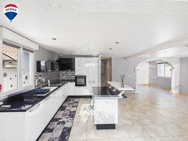 Maison 3 chambre(s) à vendre - Ensisheim, Haut-Rhin - 68