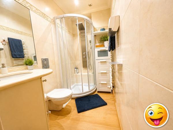 Maison
         4 pièces
        - 94 m²