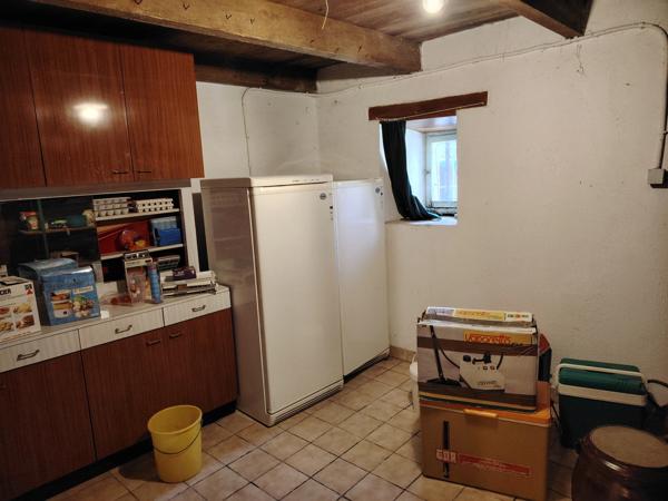 Maison à vendre 8 pièces ASSAIS LES JUMEAUX (79)