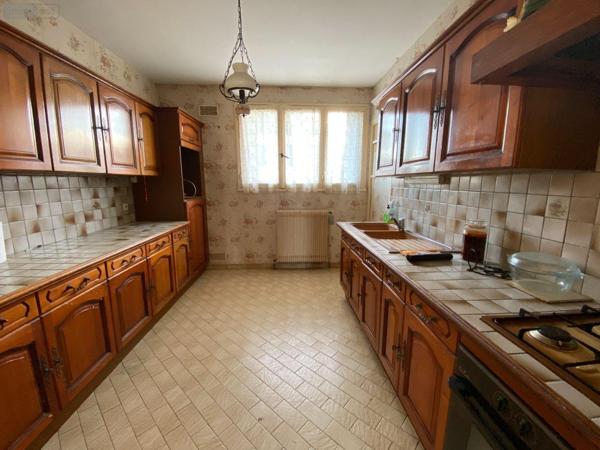 Maison à vendre à Buzançais dans l'Indre (36500), ref : 1051813