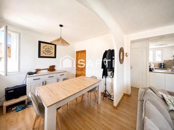 Appartement traversant avec balcon avec vue dégagée