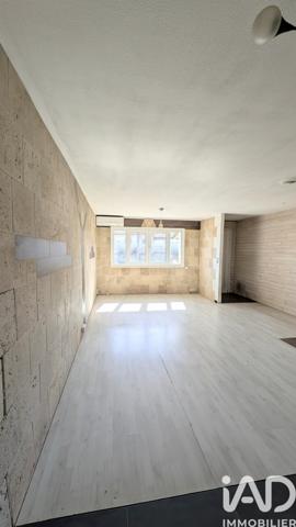 Immeuble à vendre 309,94 m² Redessan