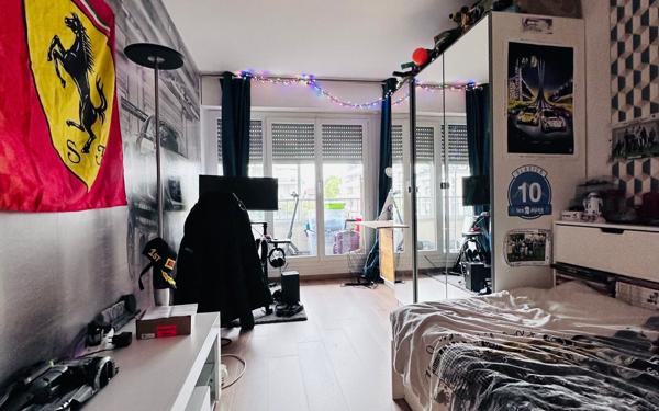 Appartement à vendre    4 pièces • 97,35 m2 Saint-Gratien