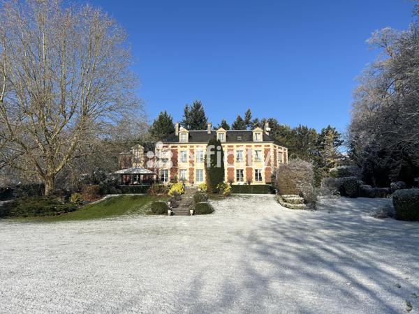 Maison
         12 pièces
        - 481 m² Bien prestige 5 000 000 € *