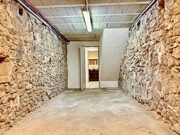 Maison
         3 pièces
        - 78 m² 232 000 € *