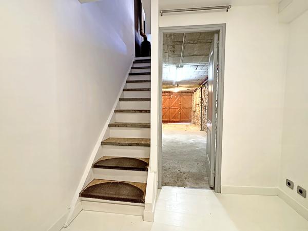 Maison
         3 pièces
        - 78 m² 232 000 € *