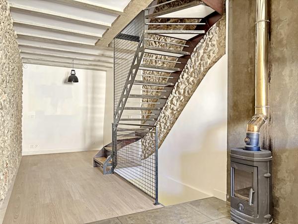 Maison
         3 pièces
        - 78 m² 232 000 € *