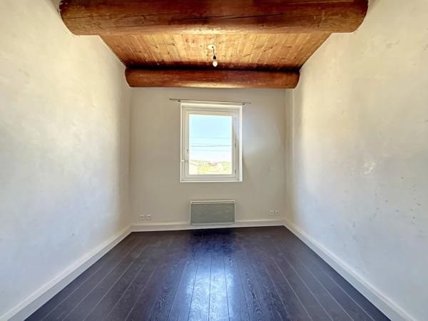 Maison
         3 pièces
        - 78 m² 232 000 € *