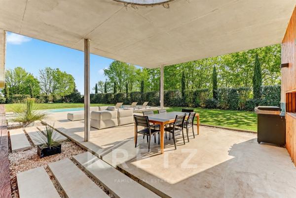 Villa d'exception 250m2, 8p, piscine, dans un havre de paix à Pibrac, (15 minutes de Toulouse).