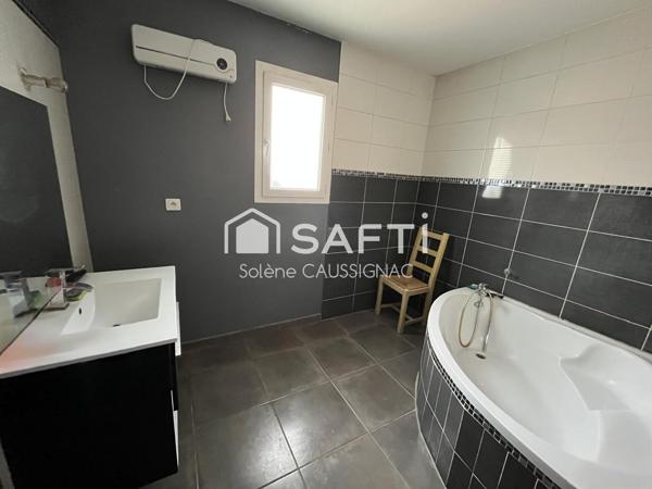 Maison St Privat des vieux, 3 chambres, garage, piscine