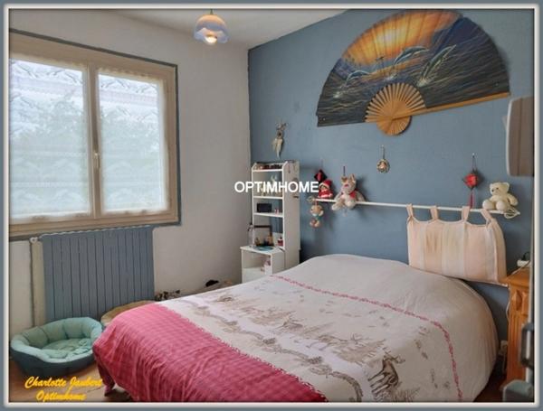 Maison à vendre 4 pièces CHALAIS (16)