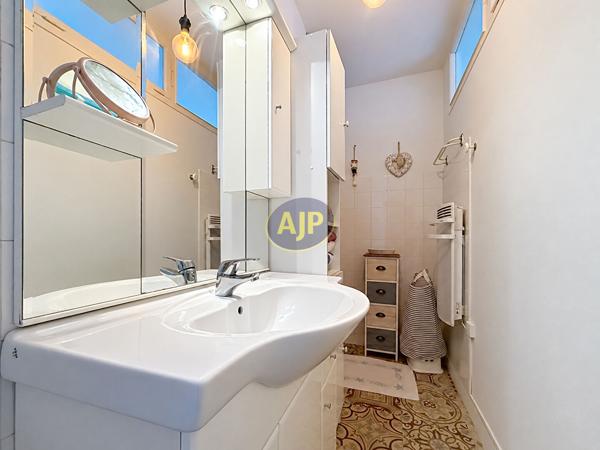 Appartement à vendre Saint Jean De Monts - 2 pièces, 46m² avec 1 chambre(s) à 196 840€ - AJP Immobilier Saint-Jean-de-Monts