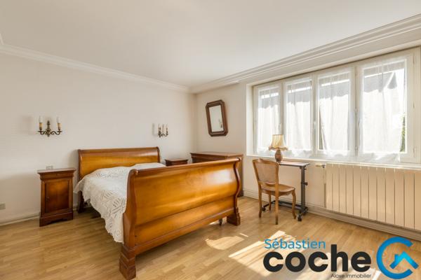 Saint-Bonnet-de-Mure (69720) Exclusivité Saint Bonnet le Haut - Maison + terrain 990m²