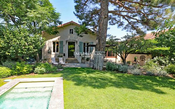 A vendre - Maison de ville 1930 à pied du centre - Saint Rémy-de-Provence