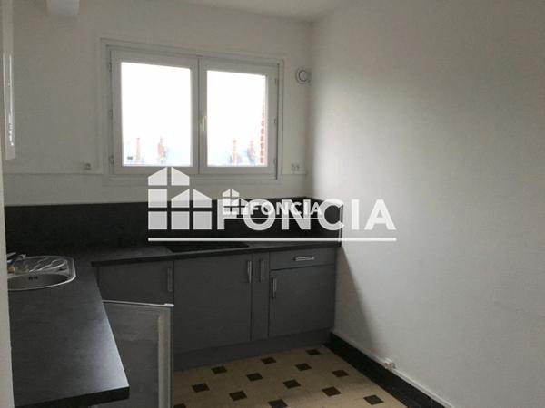 Location Studio 29.39 m² - 1 RUE DU CHAPEAU DE VIOLETTES Amiens 80000