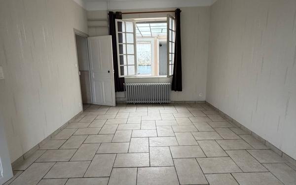 Maison à vendre    4 pièces •  Saint-Quentin