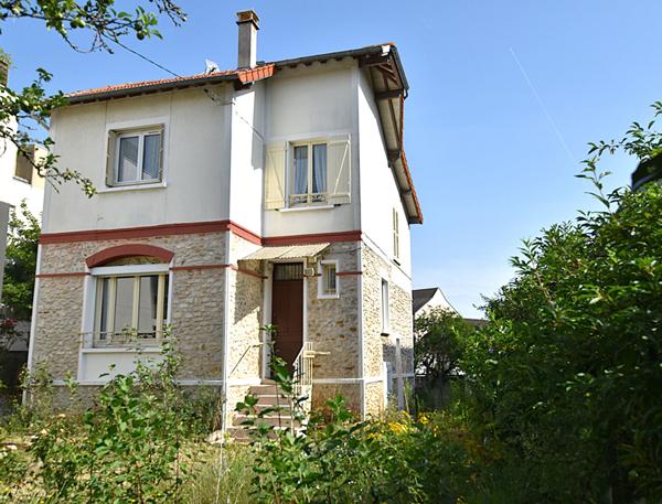 Maison 6 pièces à vendre à Combs-la-Ville, secteur la gare