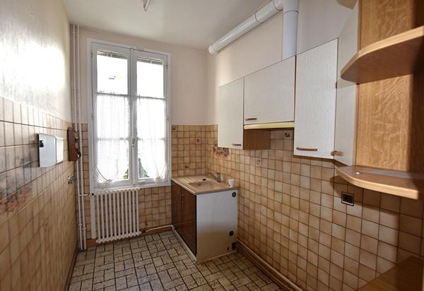 Maison 6 pièces à vendre à Combs-la-Ville, secteur la gare
