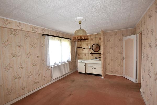 Maison 6 pièces à vendre à Combs-la-Ville, secteur la gare