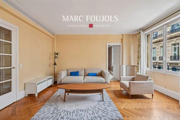 Paris 8eme Parc Monceau – appartement de 3 pièces