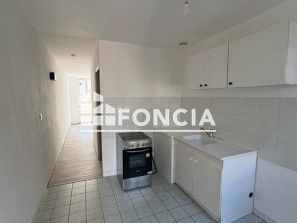 Location Appartement 2 pièces 38.1 m² - 36 RUE DE LA LIBERATION Bourgoin Jallieu 38300
