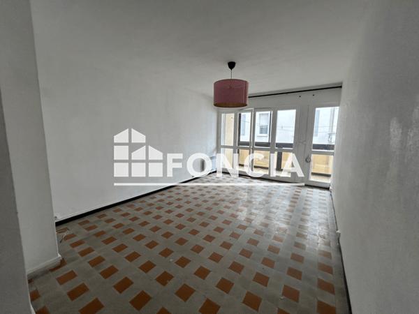 Location Appartement 3 pièces 54.9 m² - 17 BD CHARPENTIER Marseille 13003