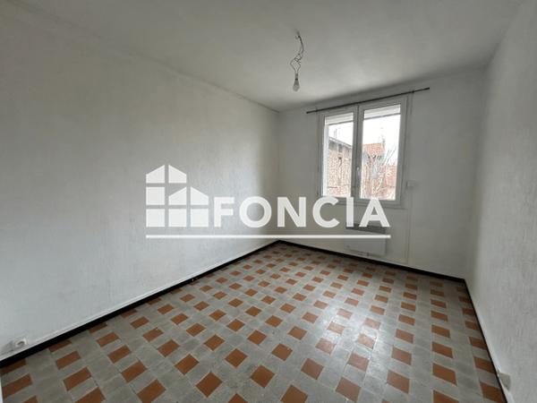 Location Appartement 3 pièces 54.9 m² - 17 BD CHARPENTIER Marseille 13003