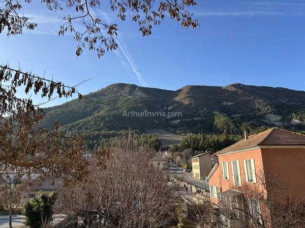 Vente Appartement 3 pièces 84 m2 à Saint-André-les-Alpes