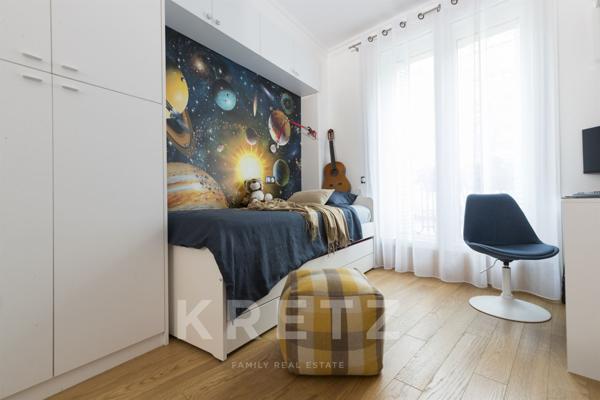 Appartement Haussmannien entièrement rénové