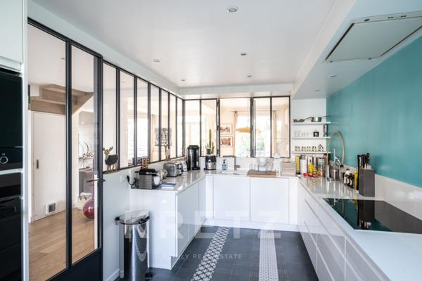 Maison avec jardin en plein centre d'Asnières