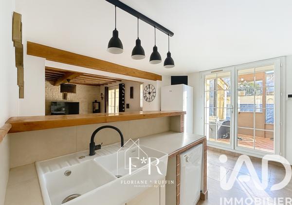 Maison à vendre 6 pièces 170 m² Morières-lès-Avignon