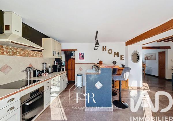Maison à vendre 6 pièces 170 m² Morières-lès-Avignon