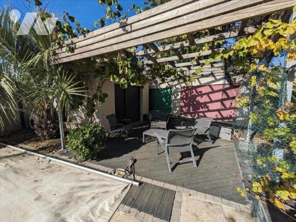 EXCLUSIVITE - LES HERBIERS - Idéalement située en impasse, à proximité immédiate des écoles et ...