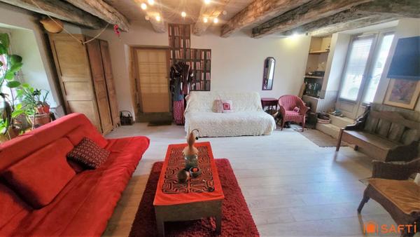 Maison de caractère dans 1 charmant village lotois