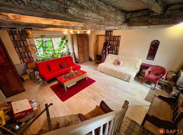 Maison de caractère dans 1 charmant village lotois